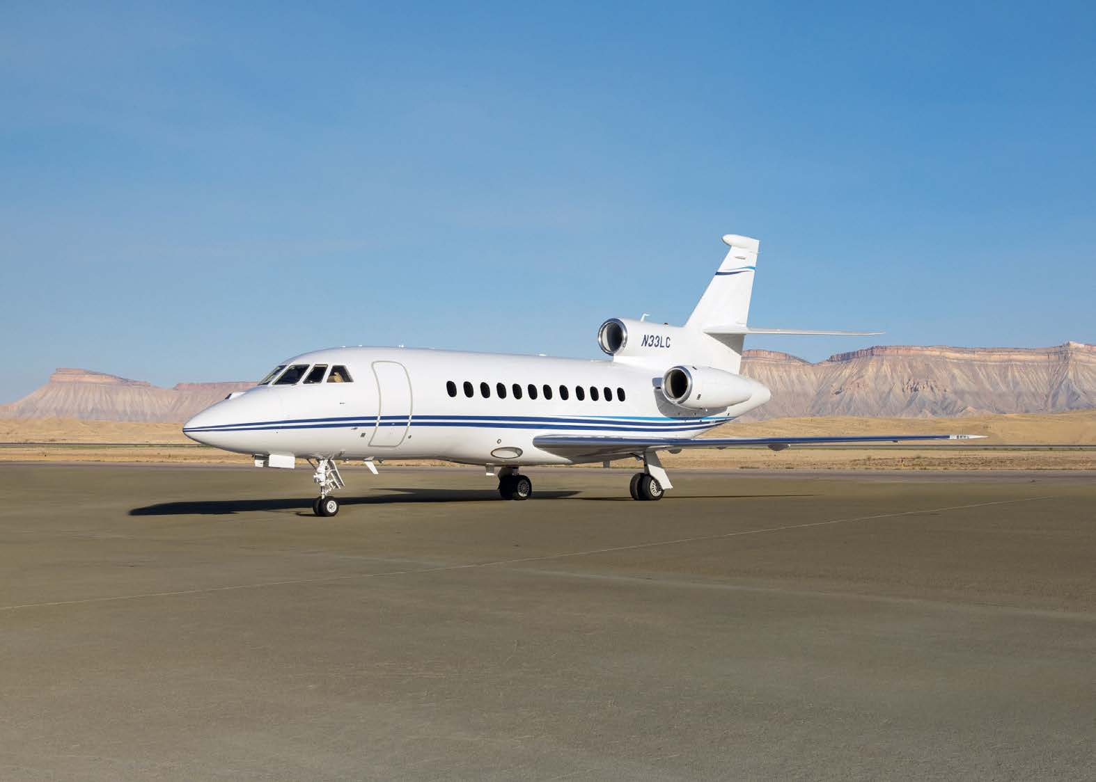 Image of tail N206FJ