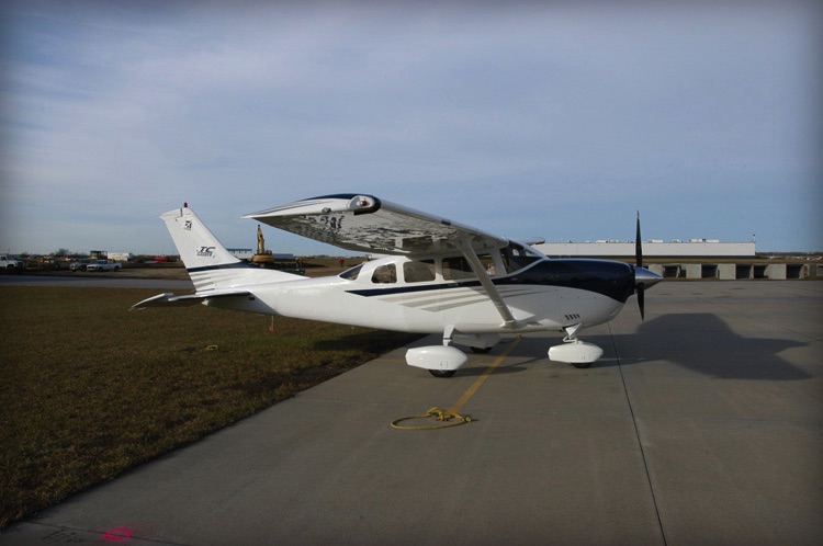 Image of tail N206L