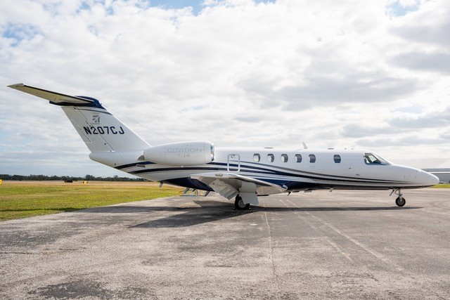 Image of tail N207CJ