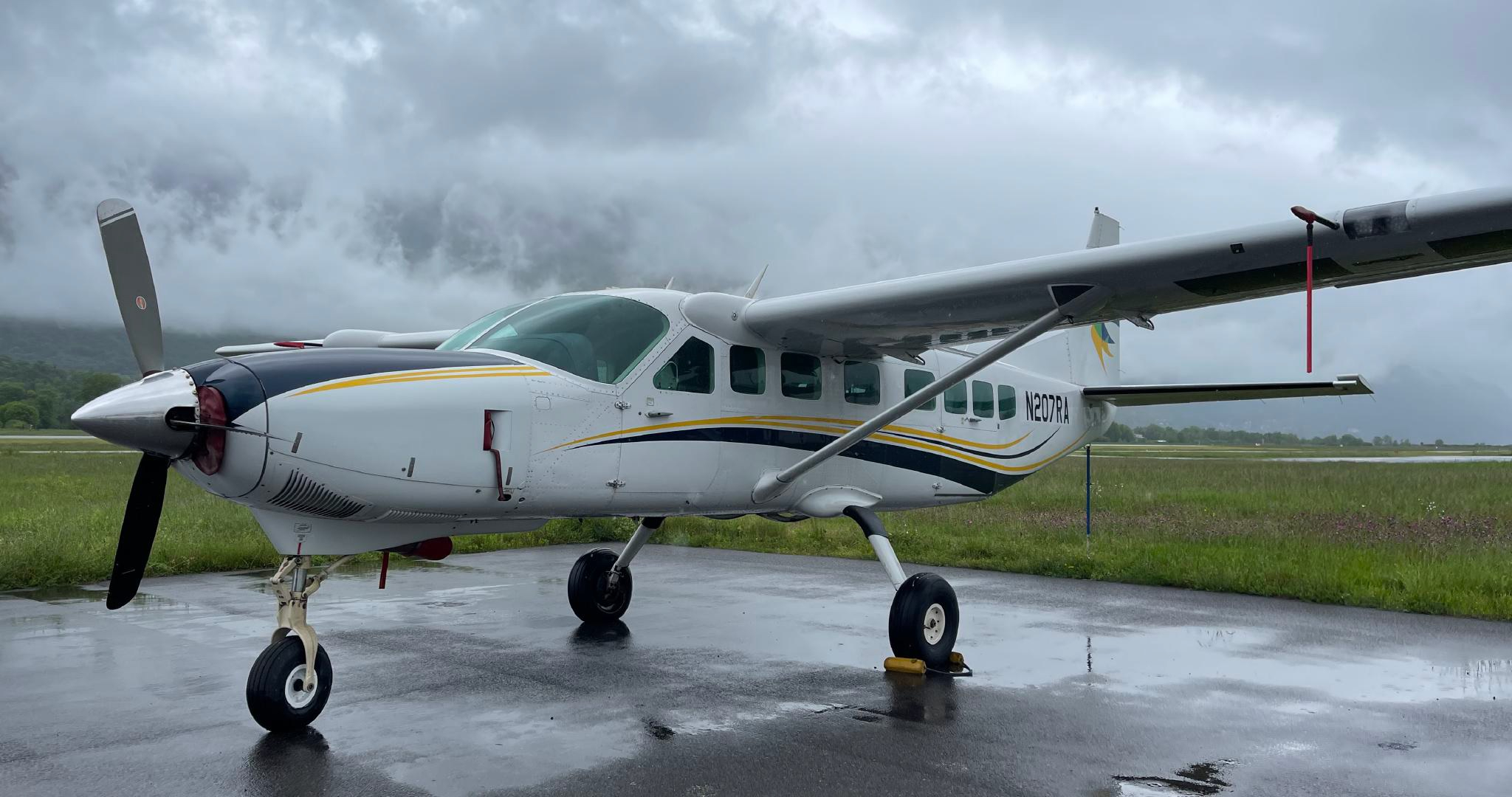 Image of tail N207R