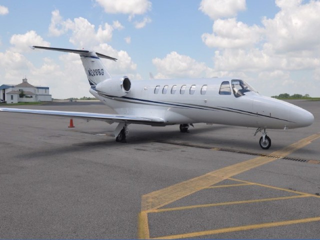 Image of tail N208BG