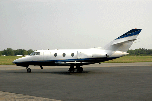Image of tail N211EC