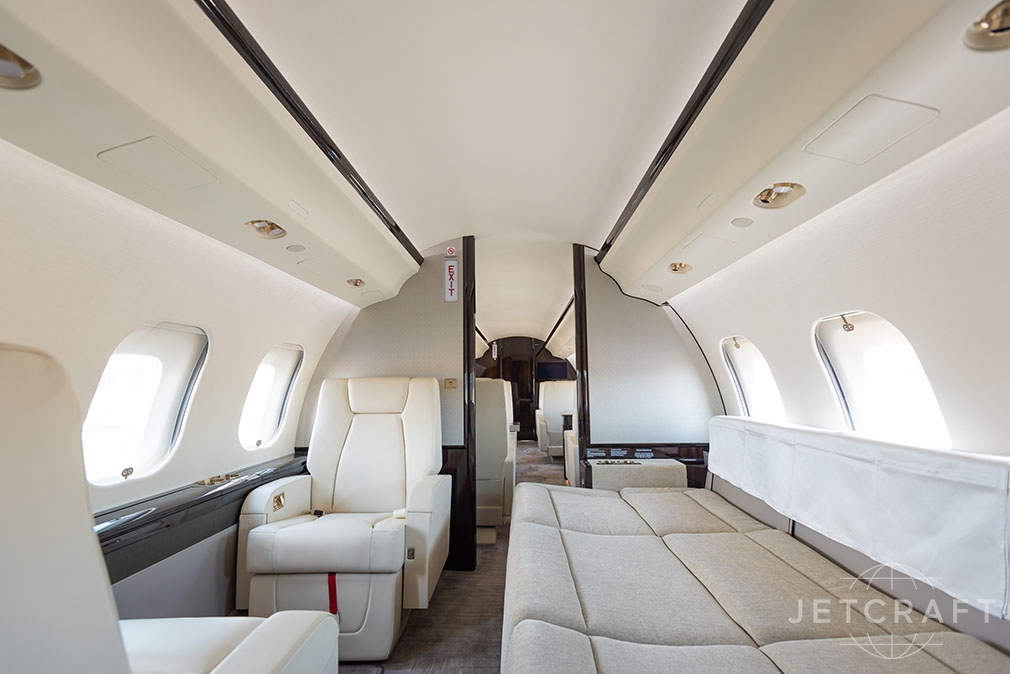 Aircraft Image for N2121J