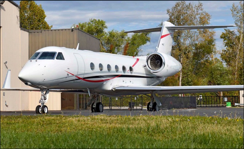 Image of tail N212VZ