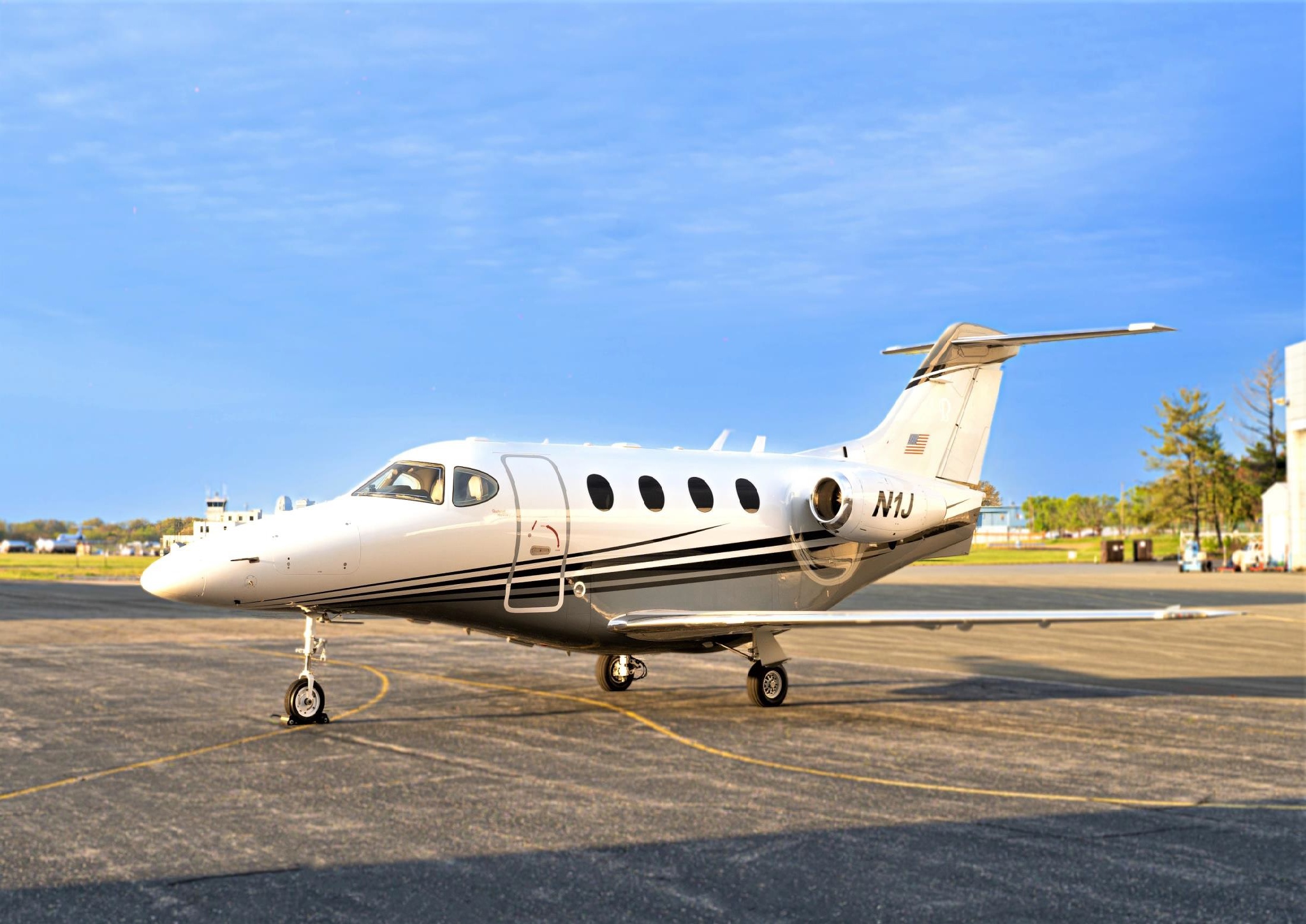 Image of tail N215BD
