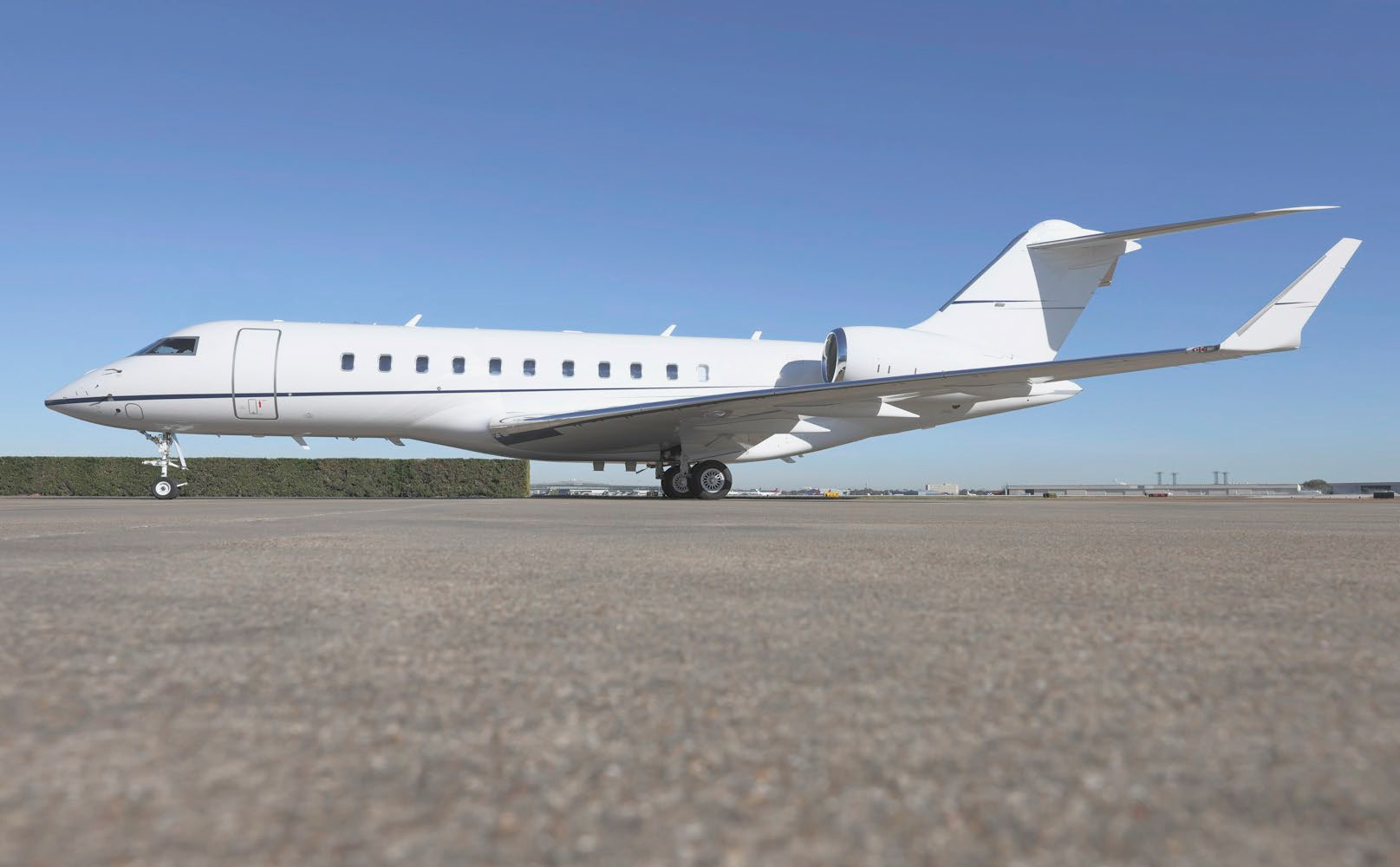 Image of tail N215TM