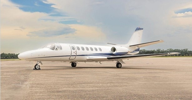 Image of tail N217GL