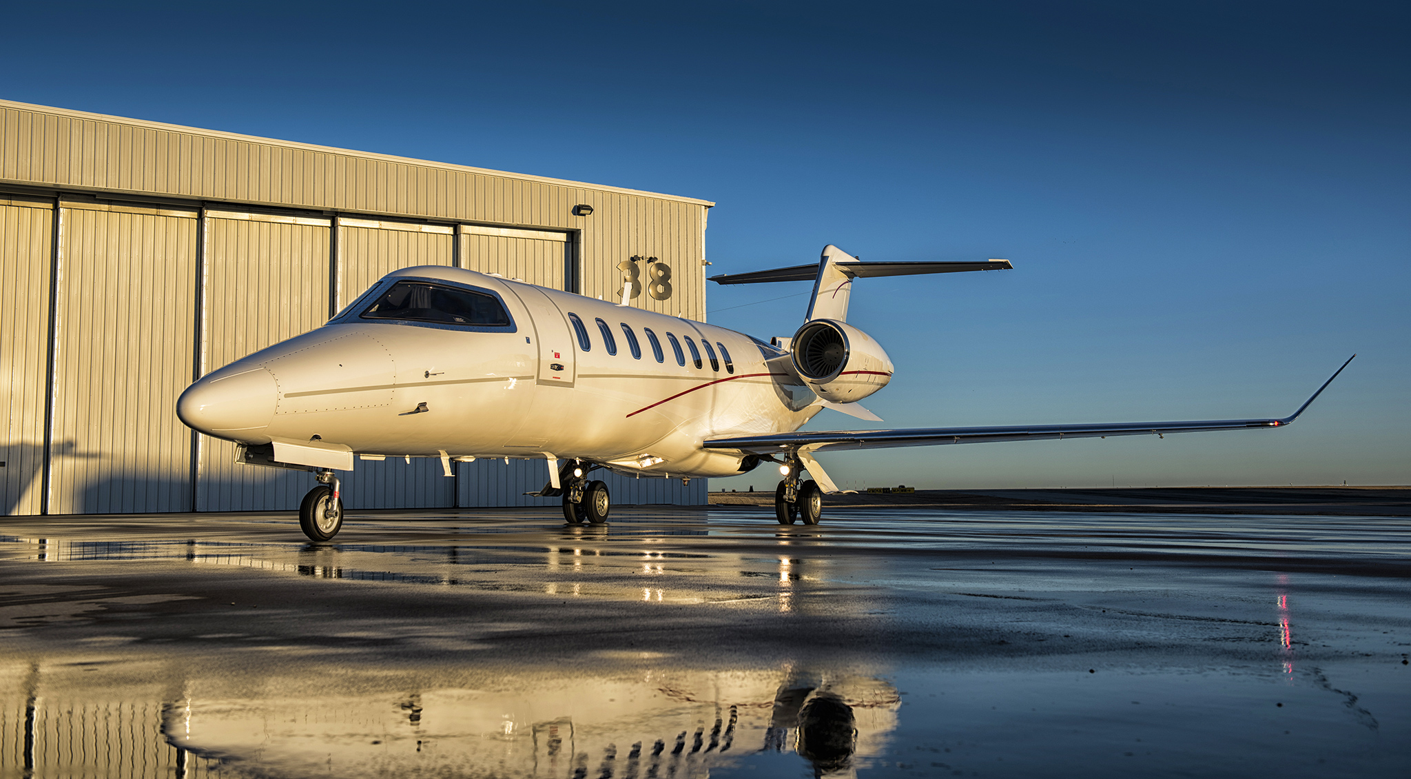 Image of tail N21AX