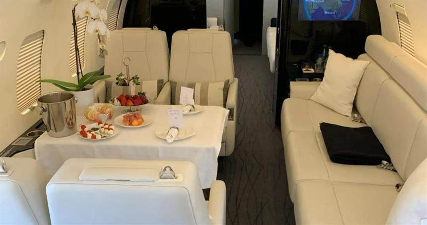 Aircraft Image for N220F