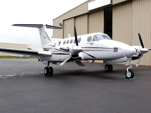 Image of tail N220TT