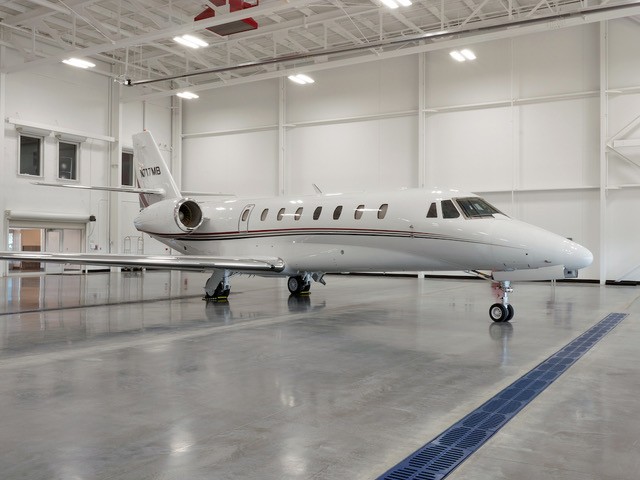 Image of tail N242AS