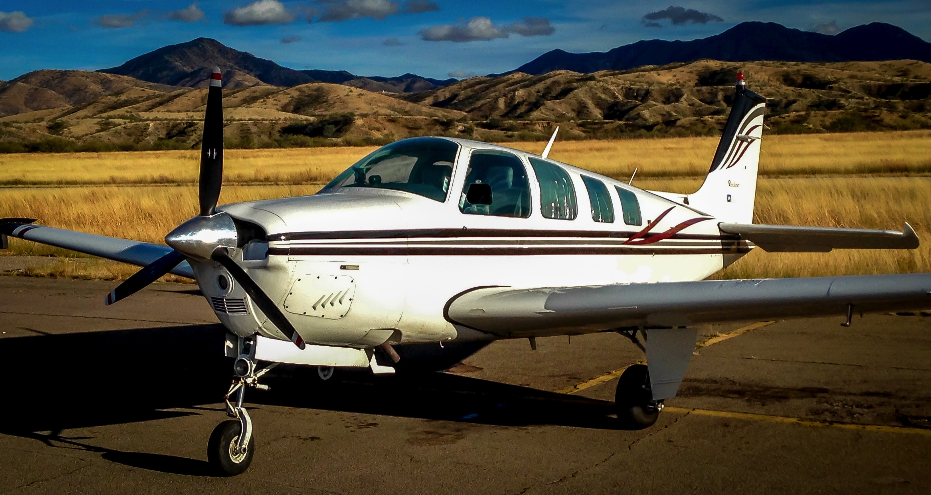 Image of tail N245SW