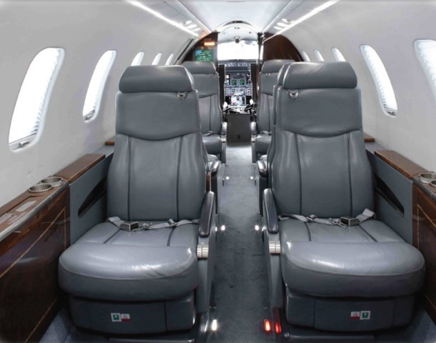 Aircraft Image for N246AA