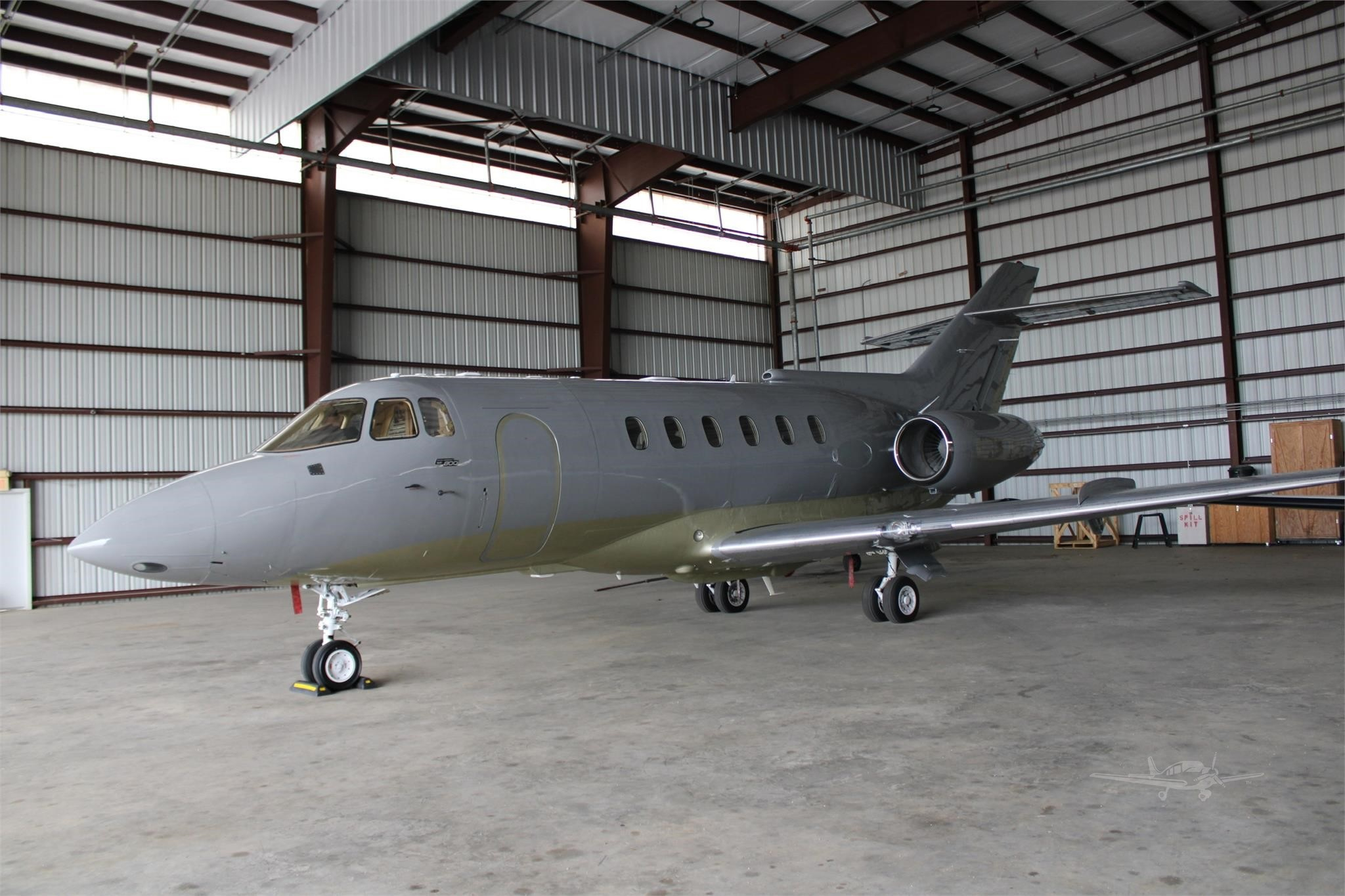 Image of tail N250MB