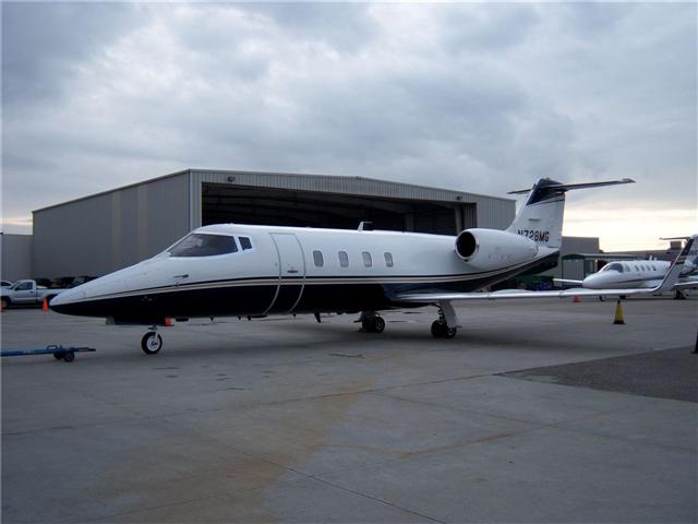 Image of tail N255LV