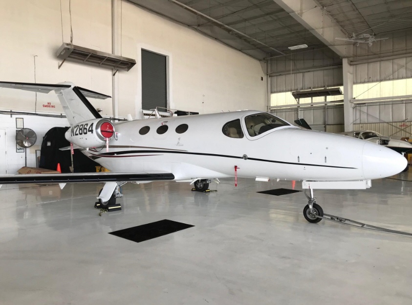 Image of tail N25KN