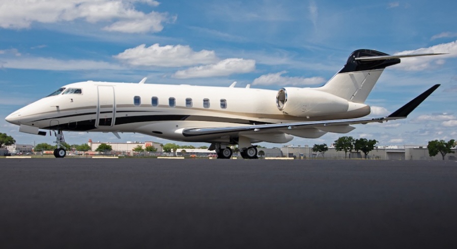 Image of tail N260SM