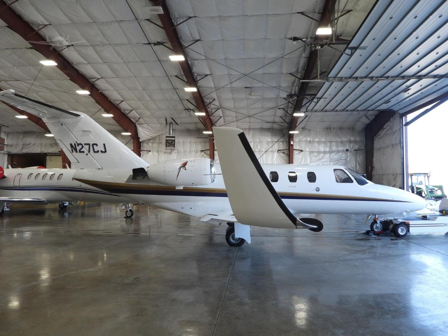 Image of tail N27CJ