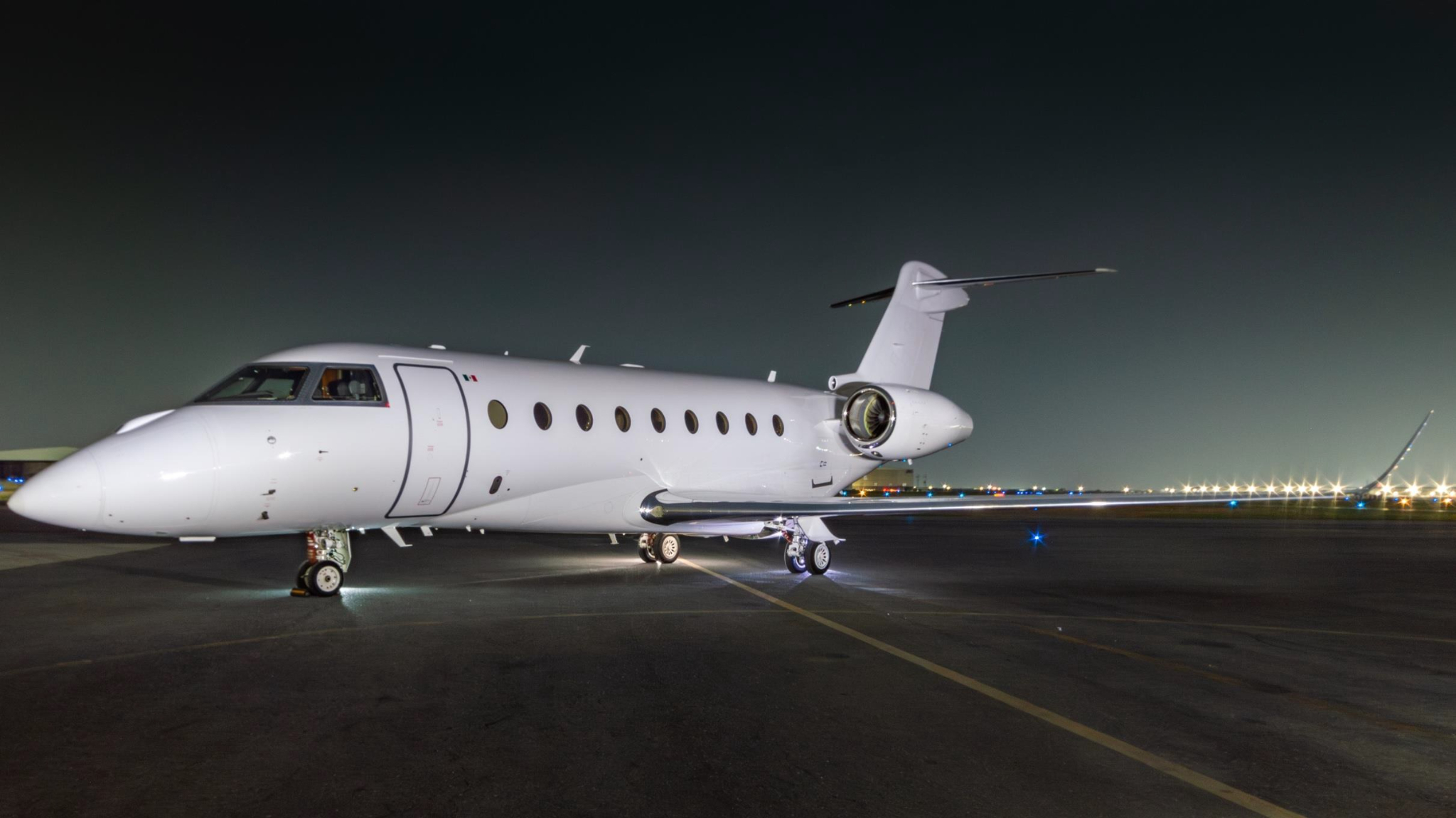 Image of tail N280RM