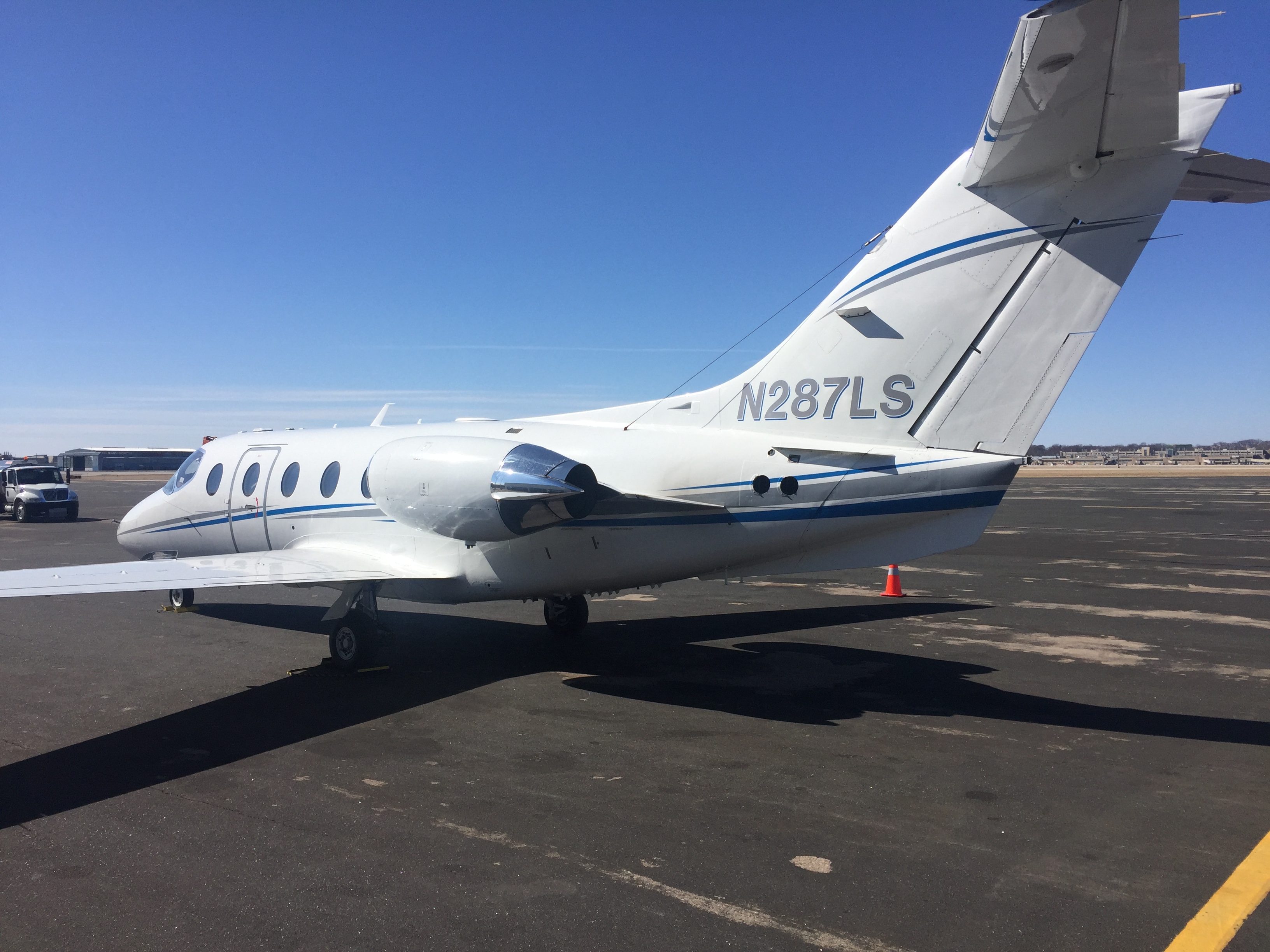 Image of tail N287LS