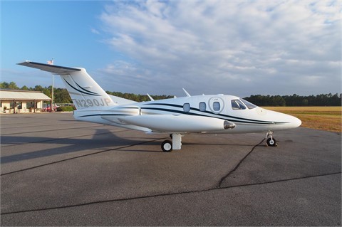Image of tail N290JP