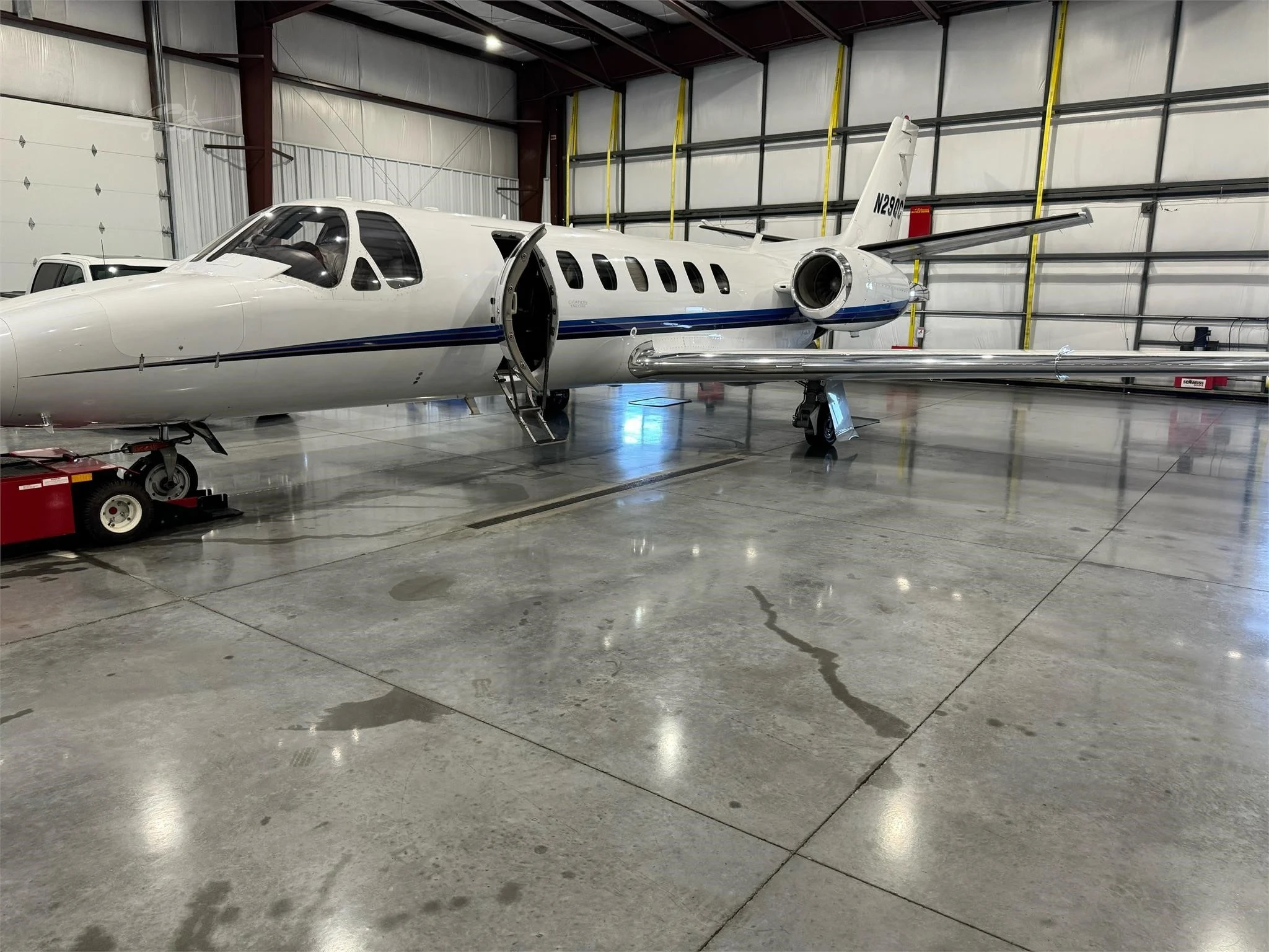 Image of tail N29QC