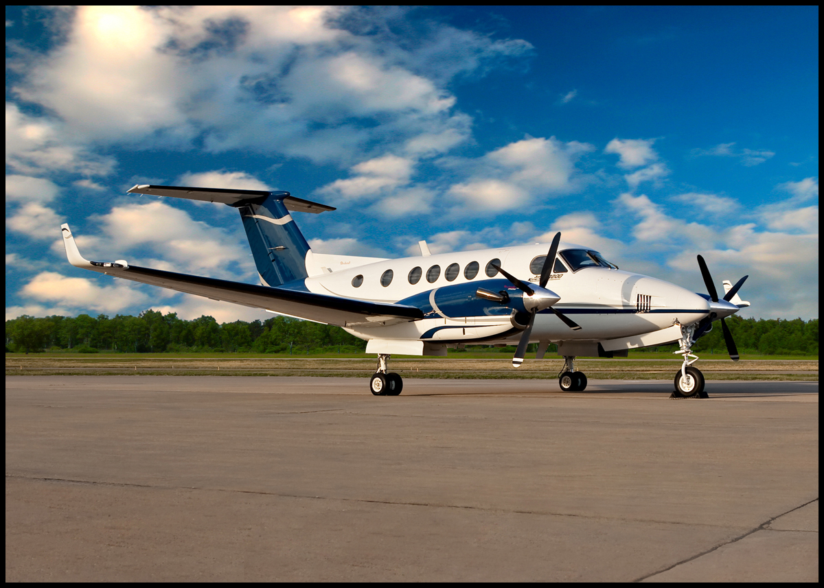 Image of tail N300AJ