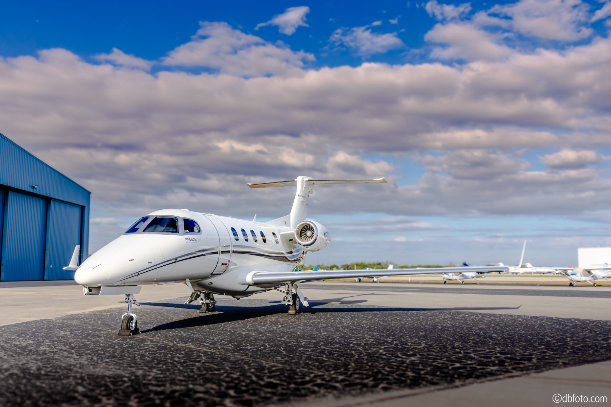 Image of tail N300HY
