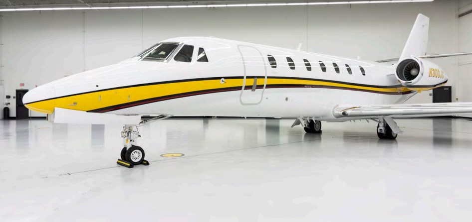 Image of tail N300JC