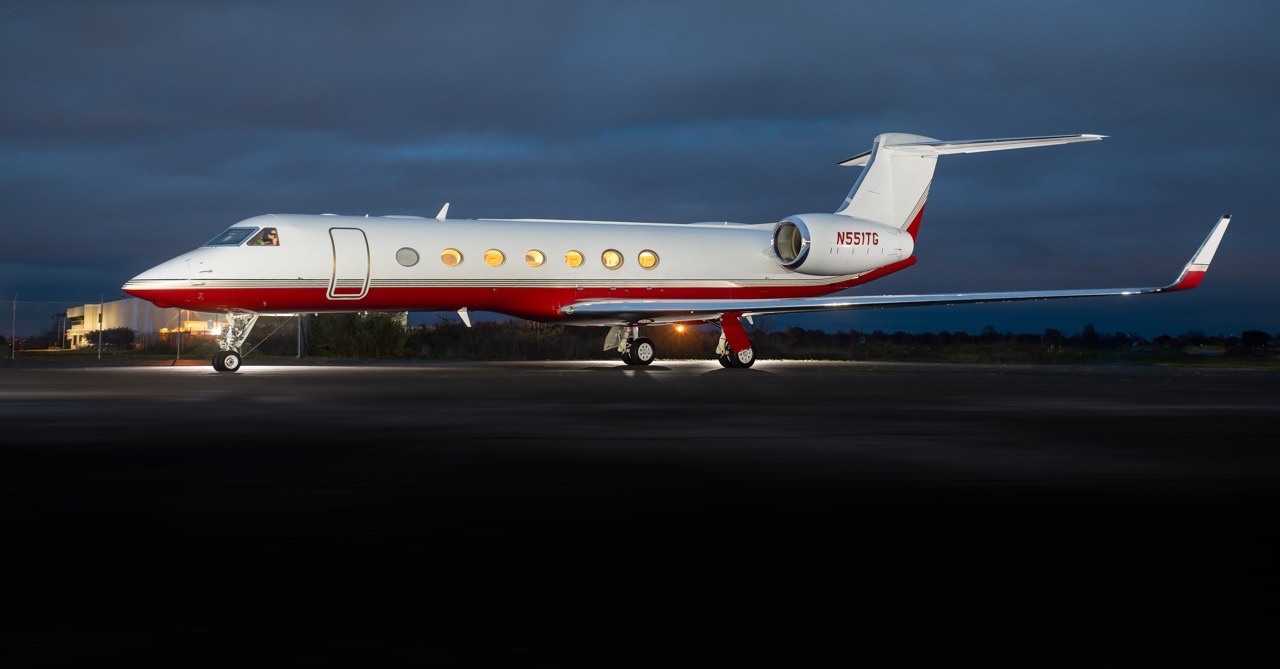 Image of tail N305AH