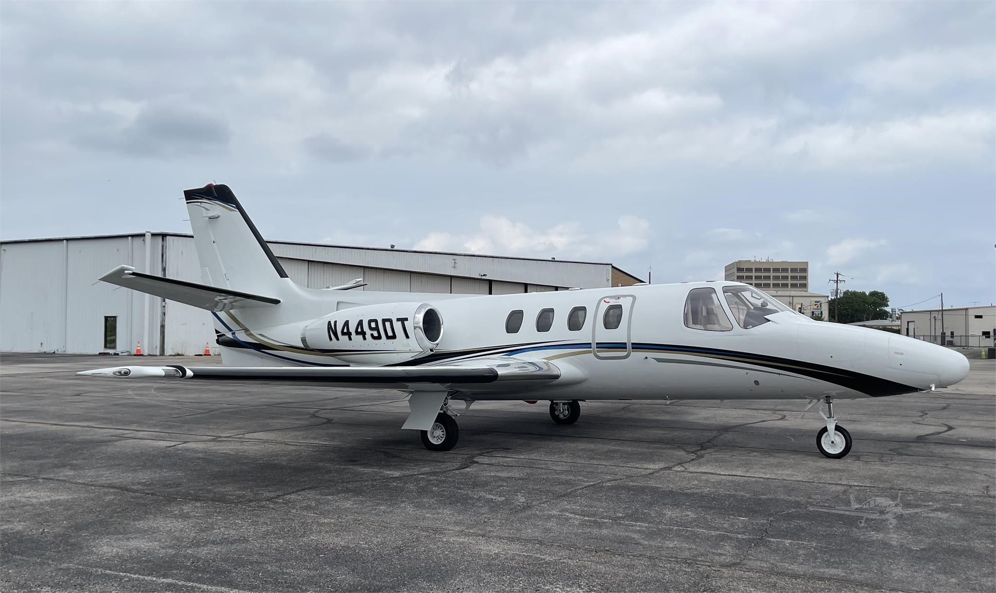 Image of tail N307MR