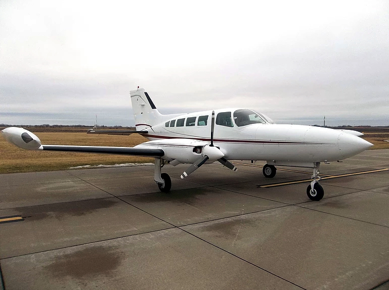 Image of tail N318AA