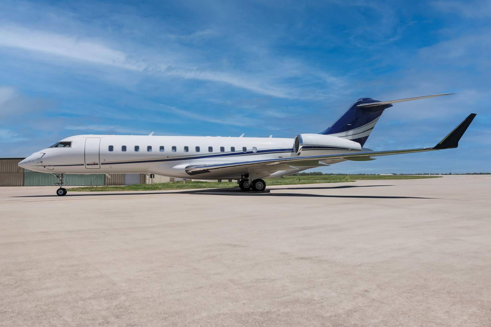 Image of tail N326GX