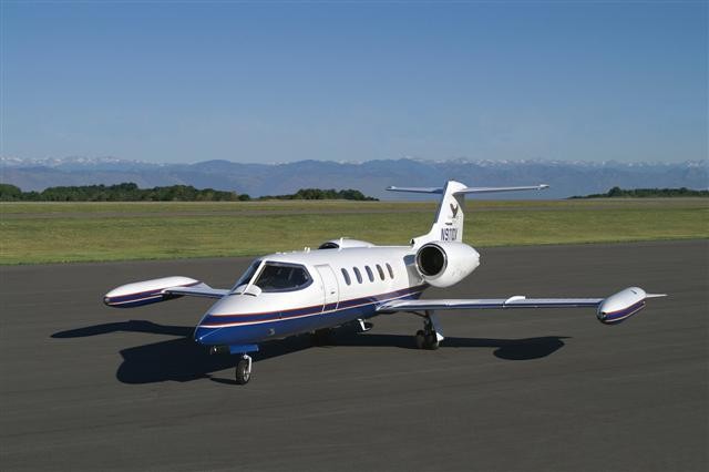 Image of tail N32HM