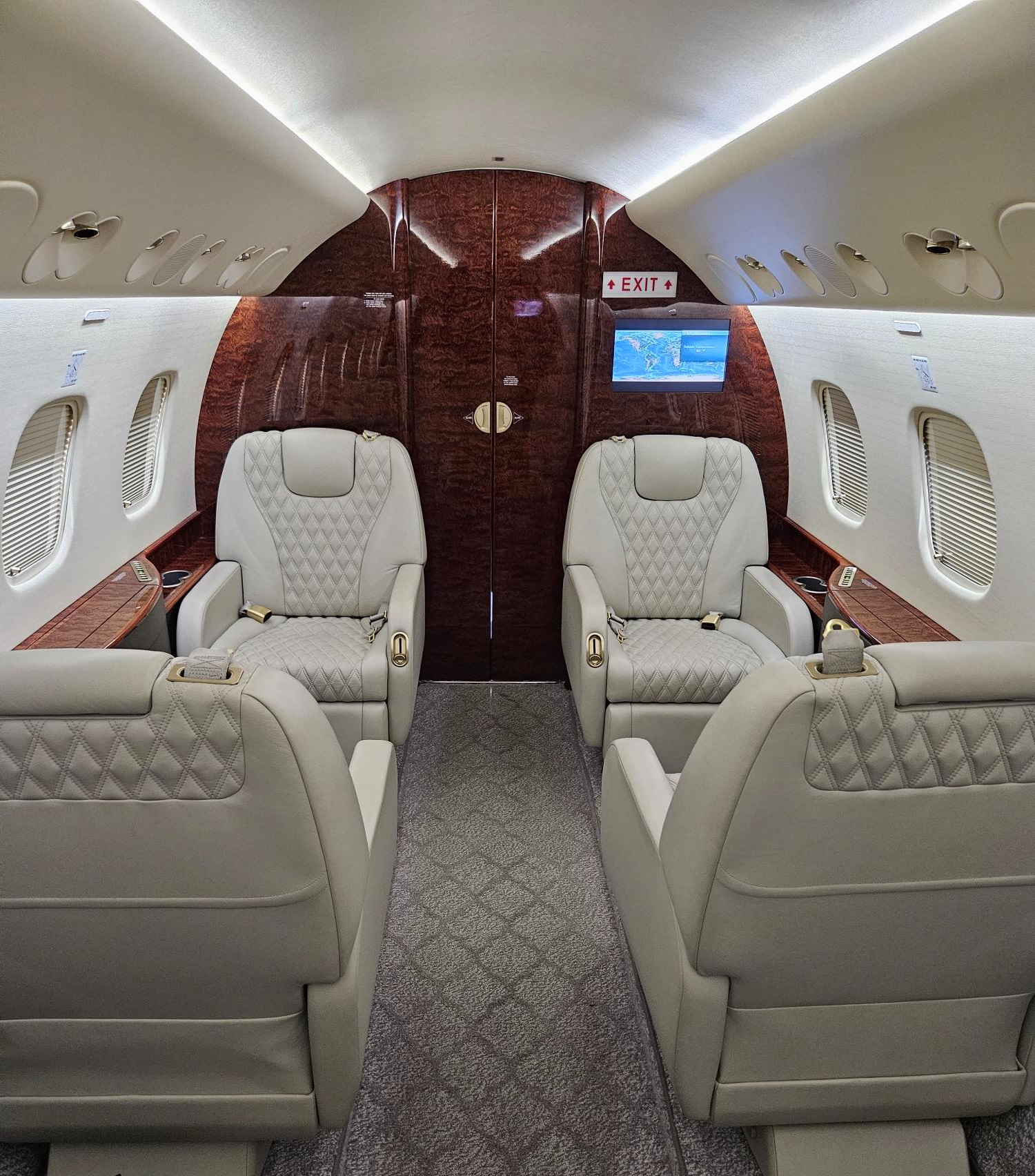 Aircraft Image for N32SF