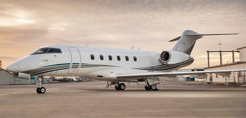 Image of tail N330ZA
