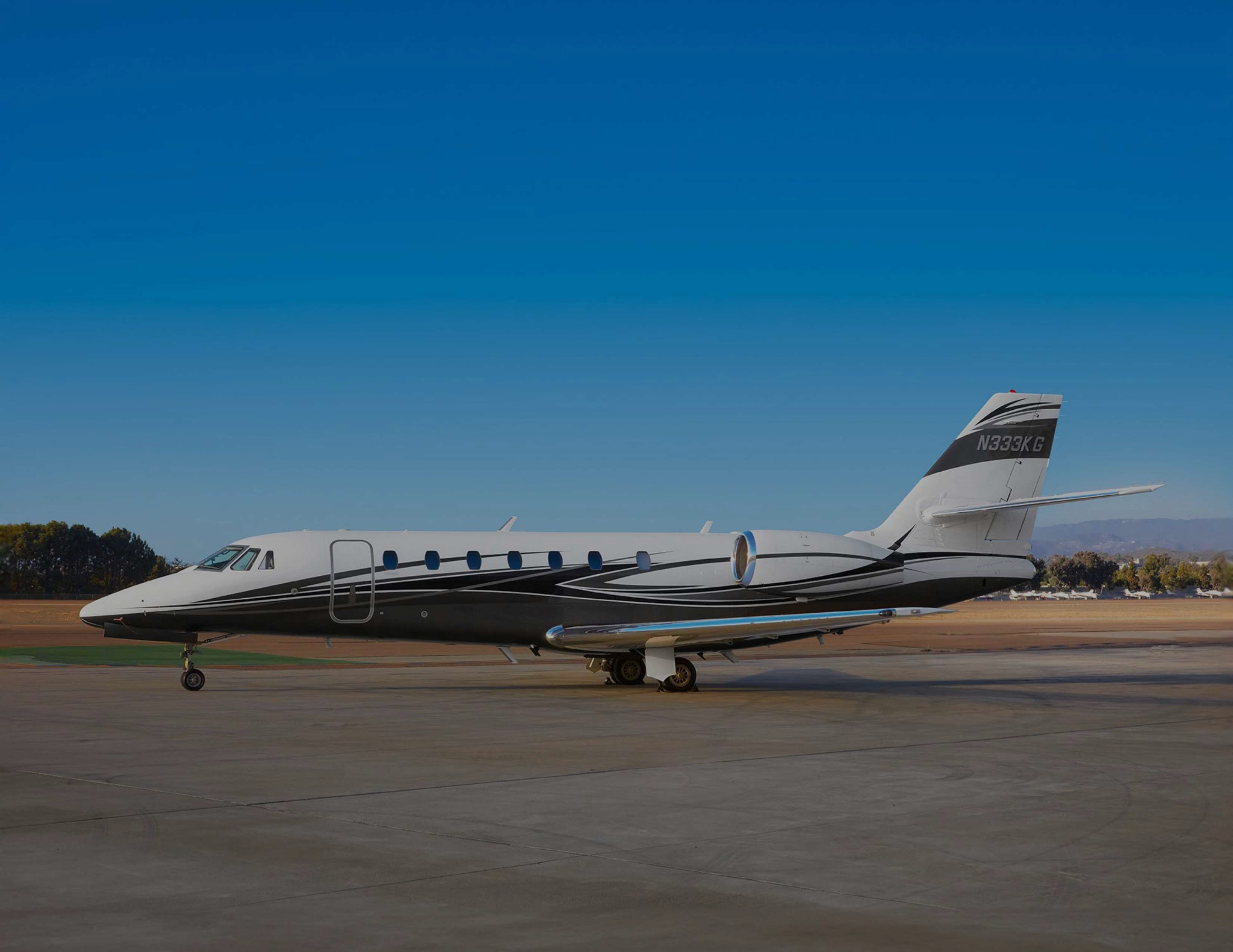 Image of tail N333KG