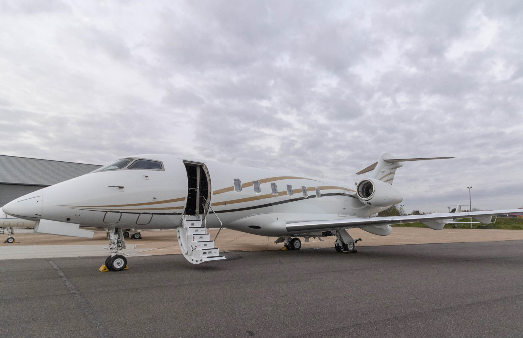 Image of tail N350AJ
