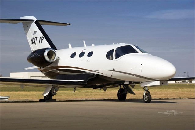 Image of tail N371VP