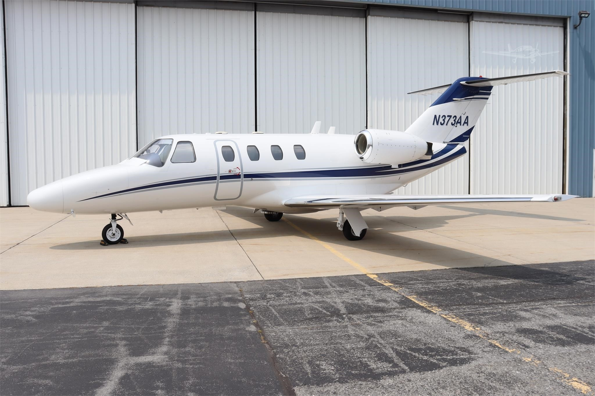 Image of tail N373AA