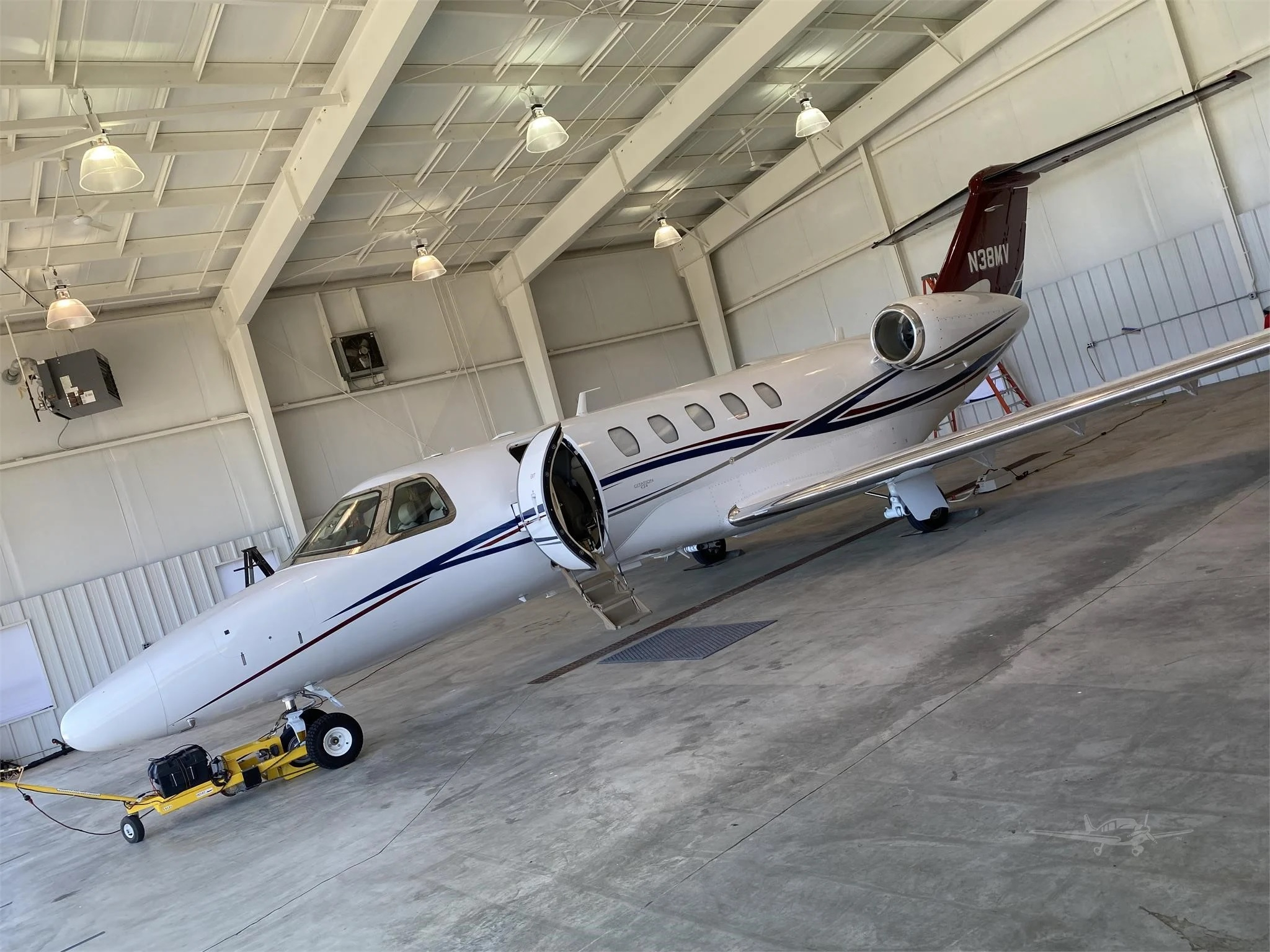 Image of tail N38MV