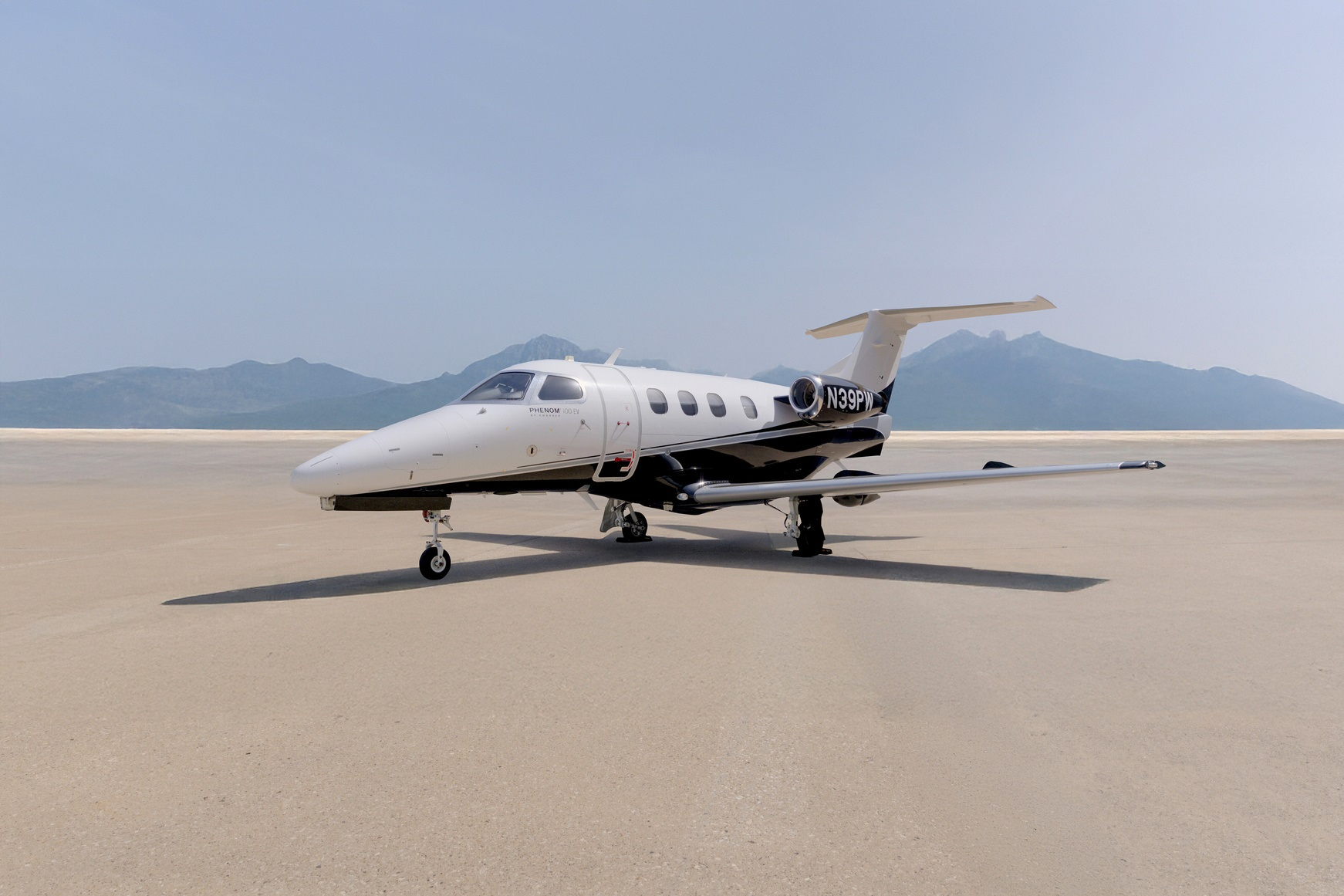 Image of tail N39PW