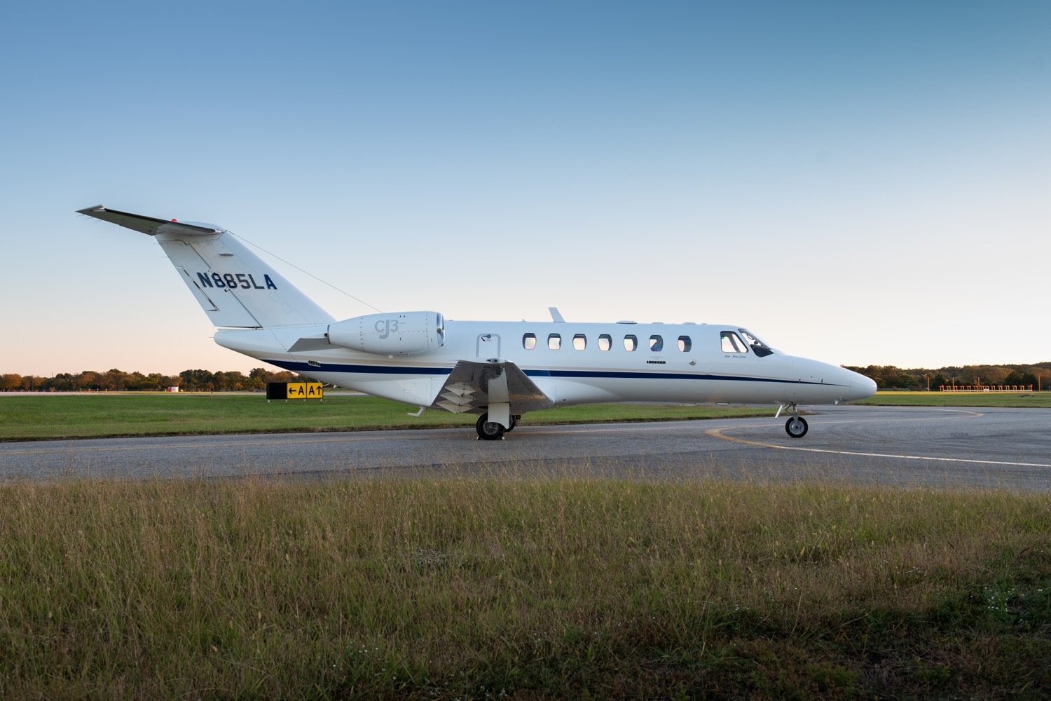 Image of tail N3EW