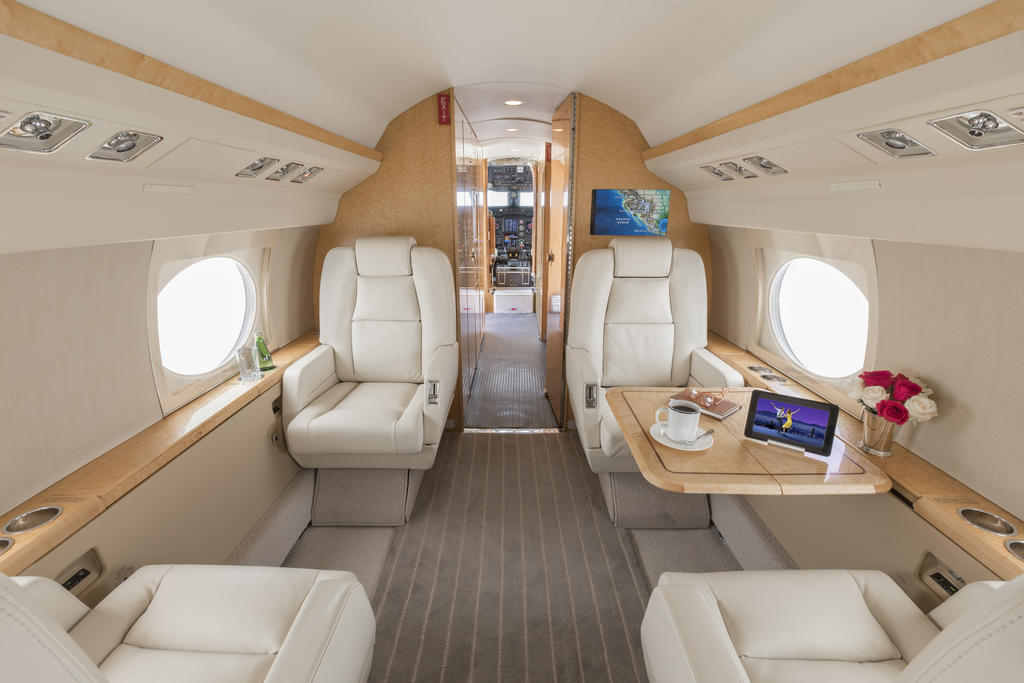 Aircraft Image for N400AJ