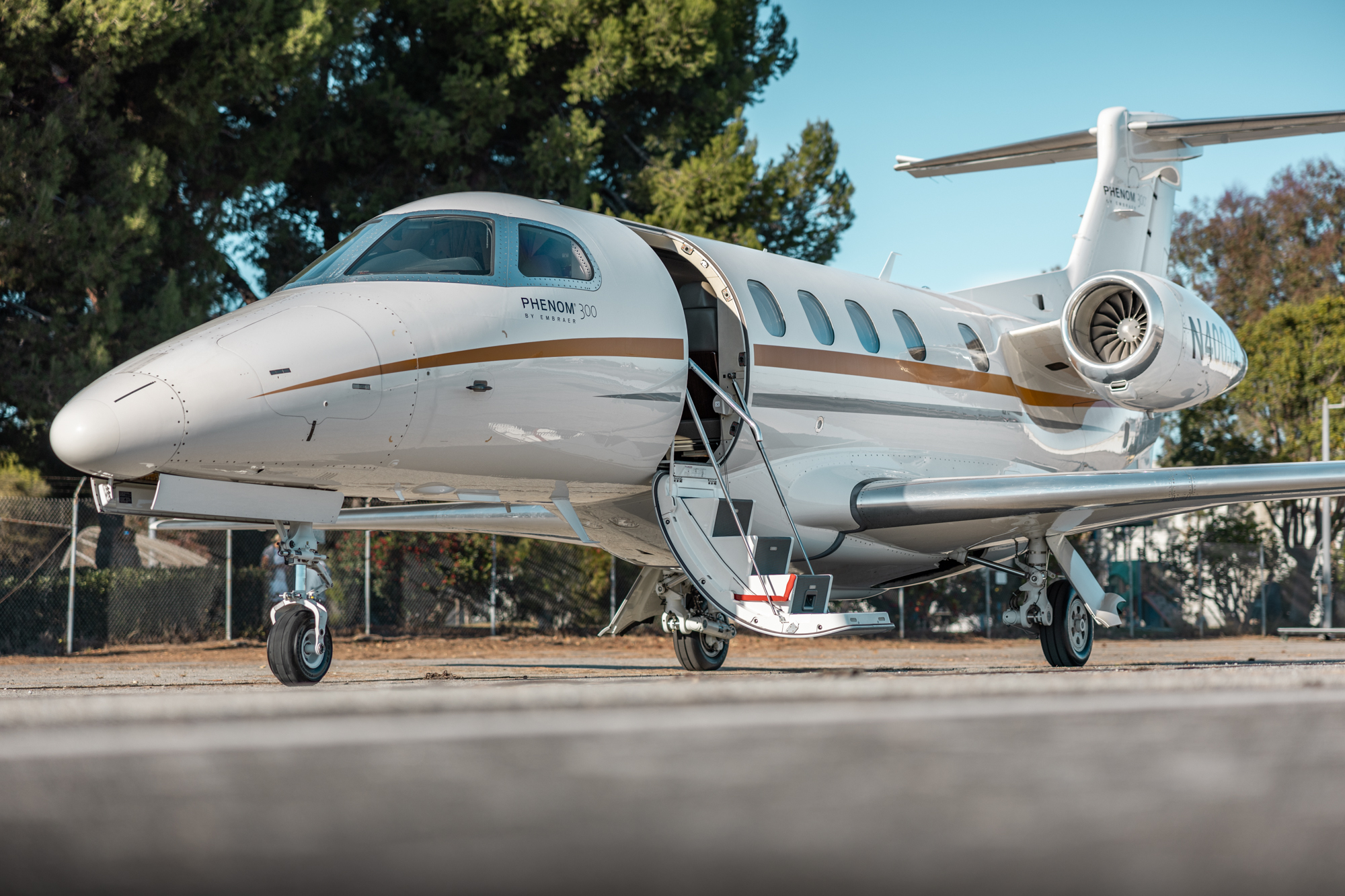 Image of tail N400JA