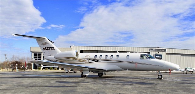 Image of tail N400ST