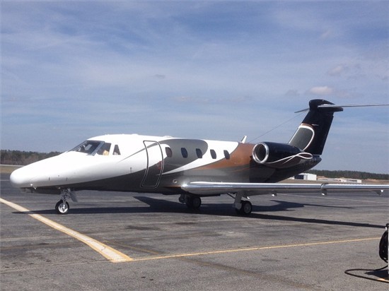 Image of tail N404BY