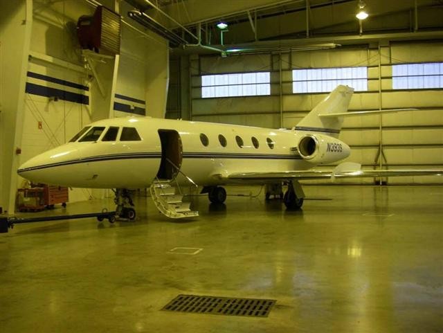 Image of tail N404F