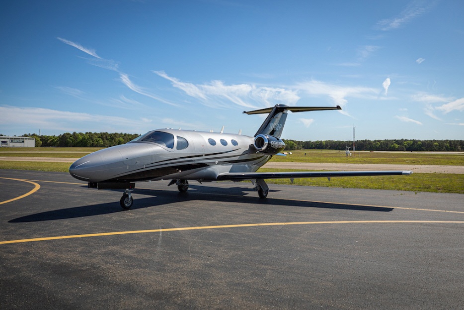 Image of tail N408MB