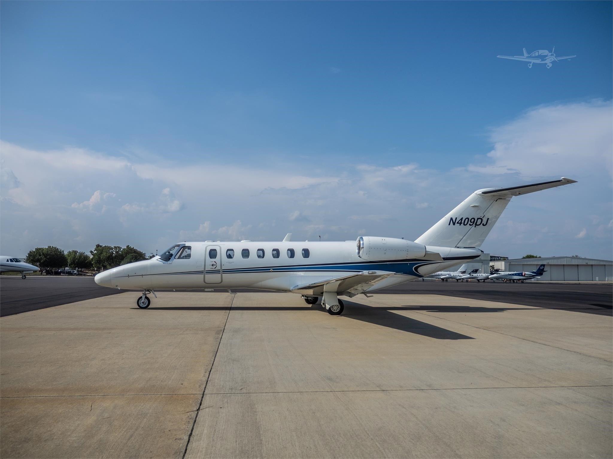 Image of tail N409DJ